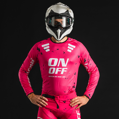 OBLIVION CARBON: MAGENTA EDITION